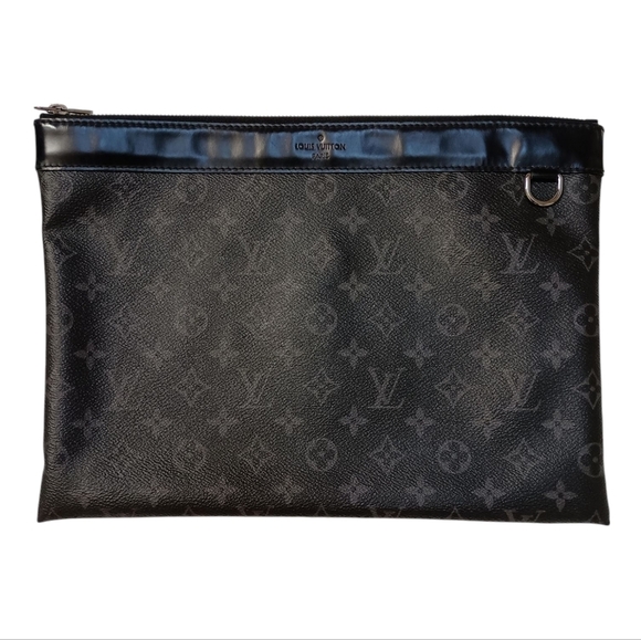 LOUIS VUITTON Monogram Eclipse Pochette Discovery Clutch Bag Black M62291 - Picture 3 of 11